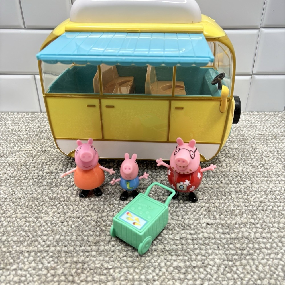 Peppa Pig‎ Camper Yellow W Blue Awning W Figures People Great Play Set